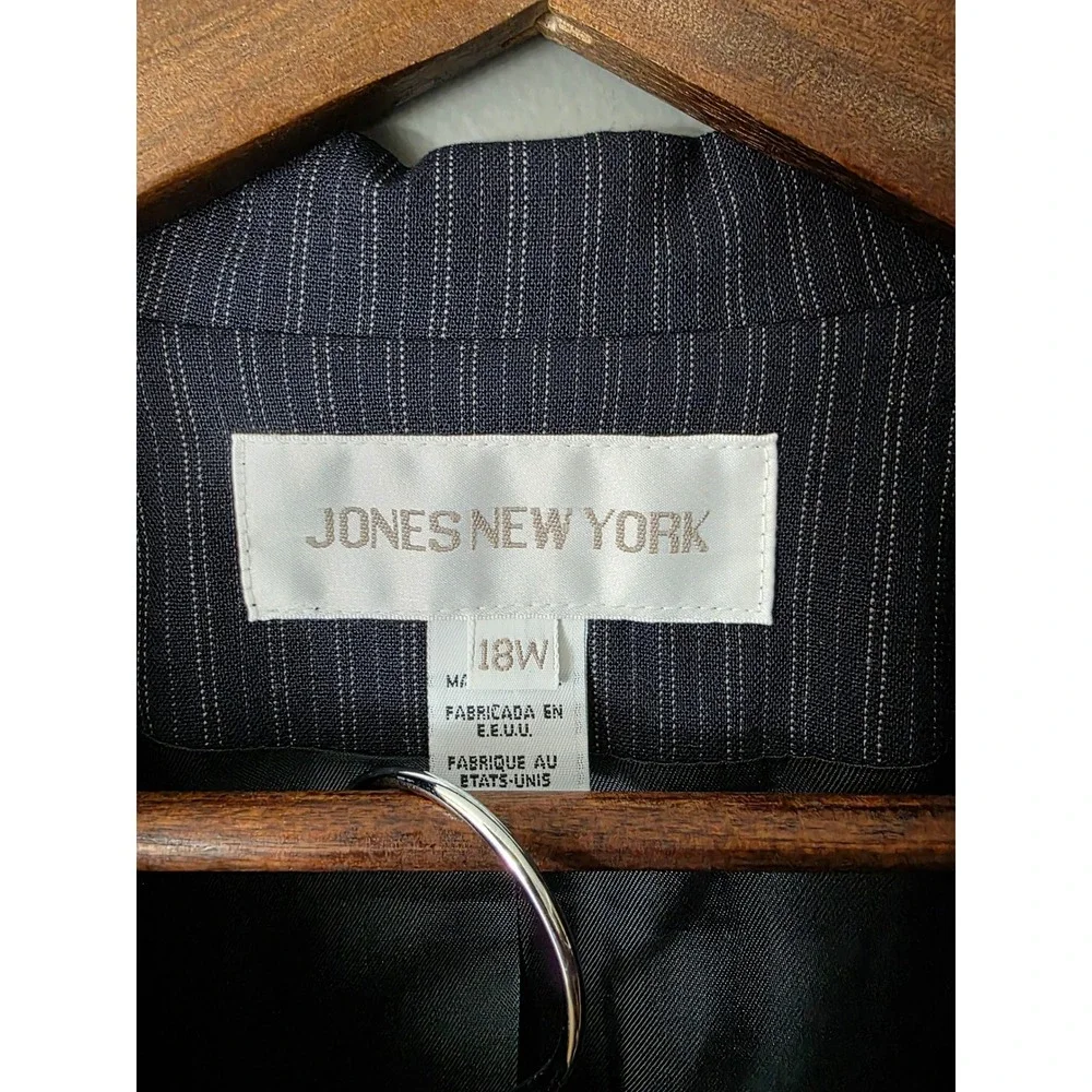 Jones New York Pinstripe Worsted Wool Suit Set Navy Blazer 18W Pants 16W USA